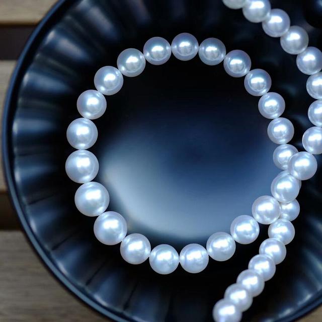 南洋白串珠项链
